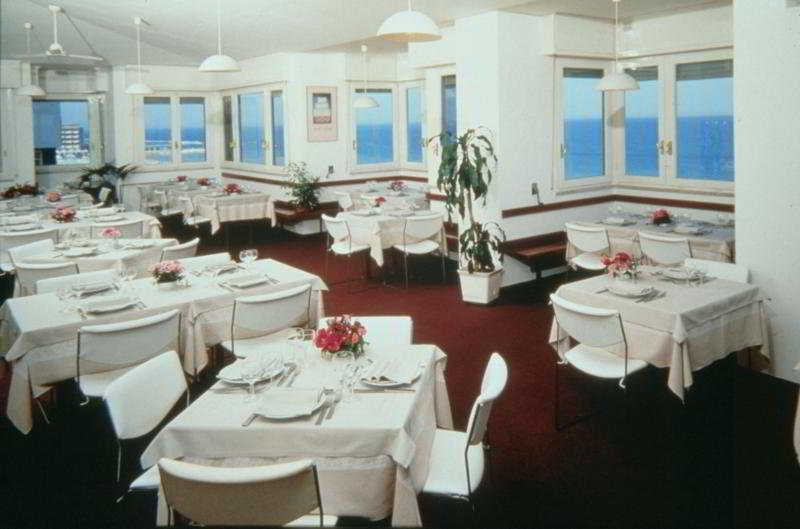 Hotel Nettuno Pésaro Exterior foto